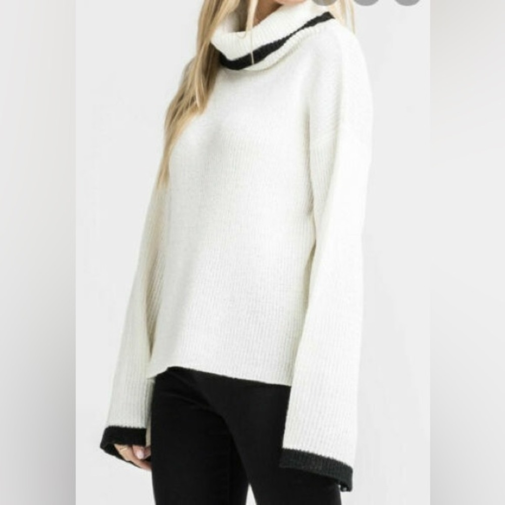 Lush Cream Black Cowl Neck Sweater Size M